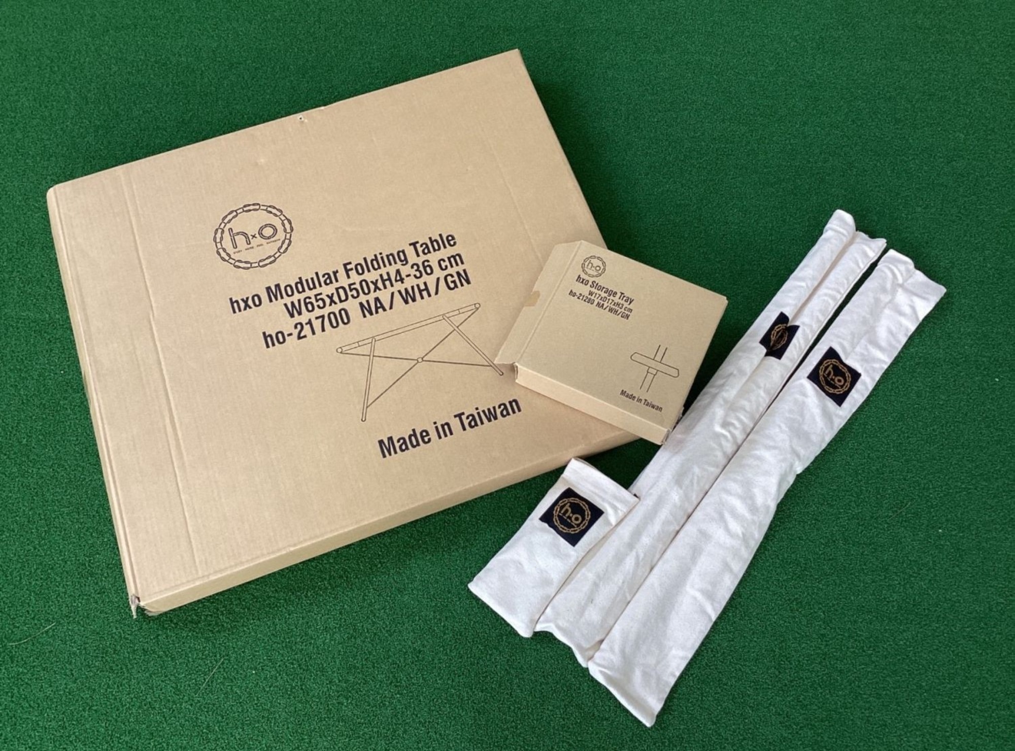 hxo designのモジュラーテーブルがオプション付で未使用入荷！[2024.05