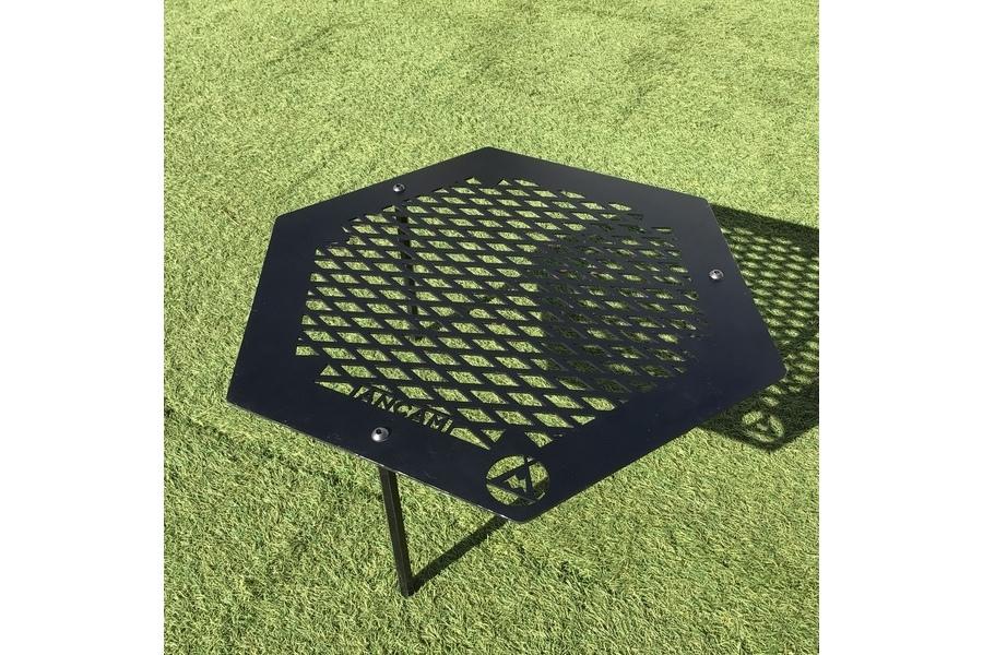 The Arth(ざぁ～っス)が展開する次郎系のテーブルのセンターにぴったり