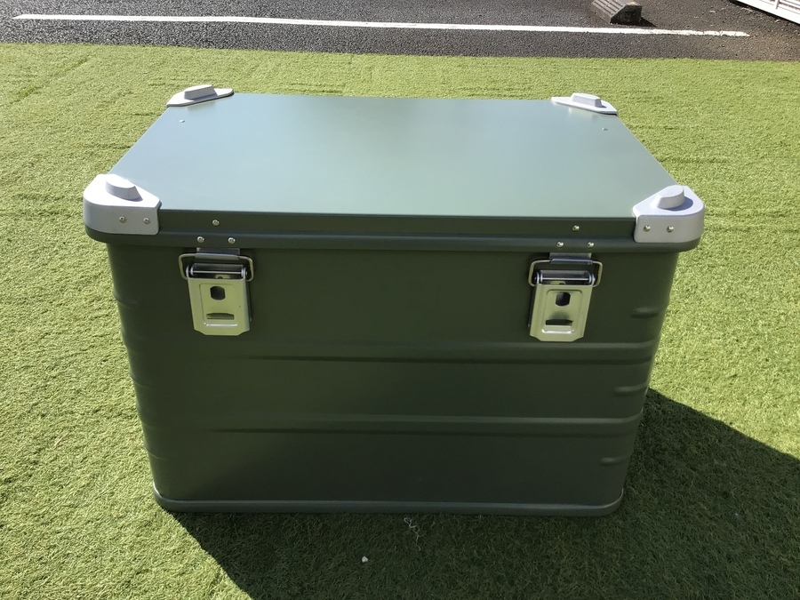 これ1つで収納性もおしゃれ度もUP！デルタのアルミコンテナ！[2022.02