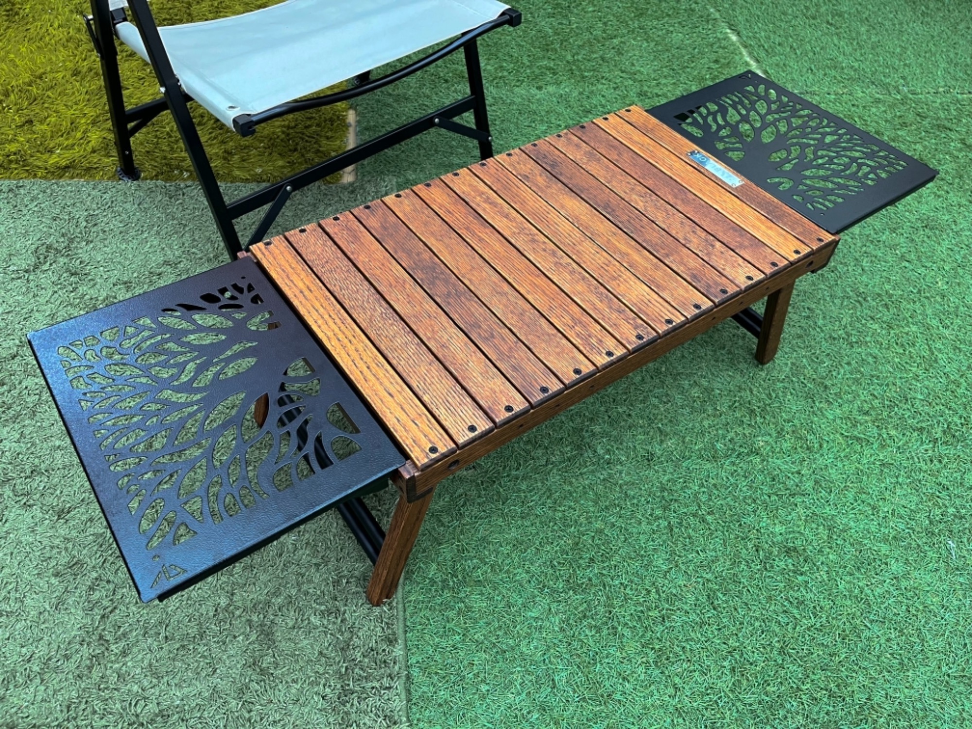 ブラックデザイン ハレテーブル DEVISE WORKSアイアンプレート付き