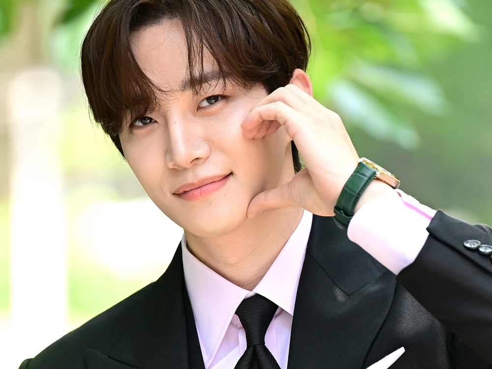 2PM ジュノ パーカー Amazon.co.jp: ジュノ イ・ジュノ 2PM ロゴ入り