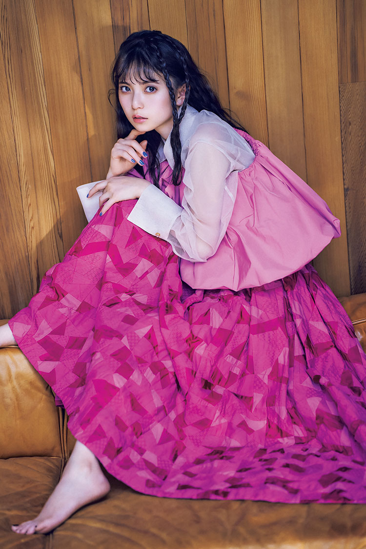 齋藤飛鳥】あしゅが答える♡みんなからの質問 | sweet web | 宝島社の