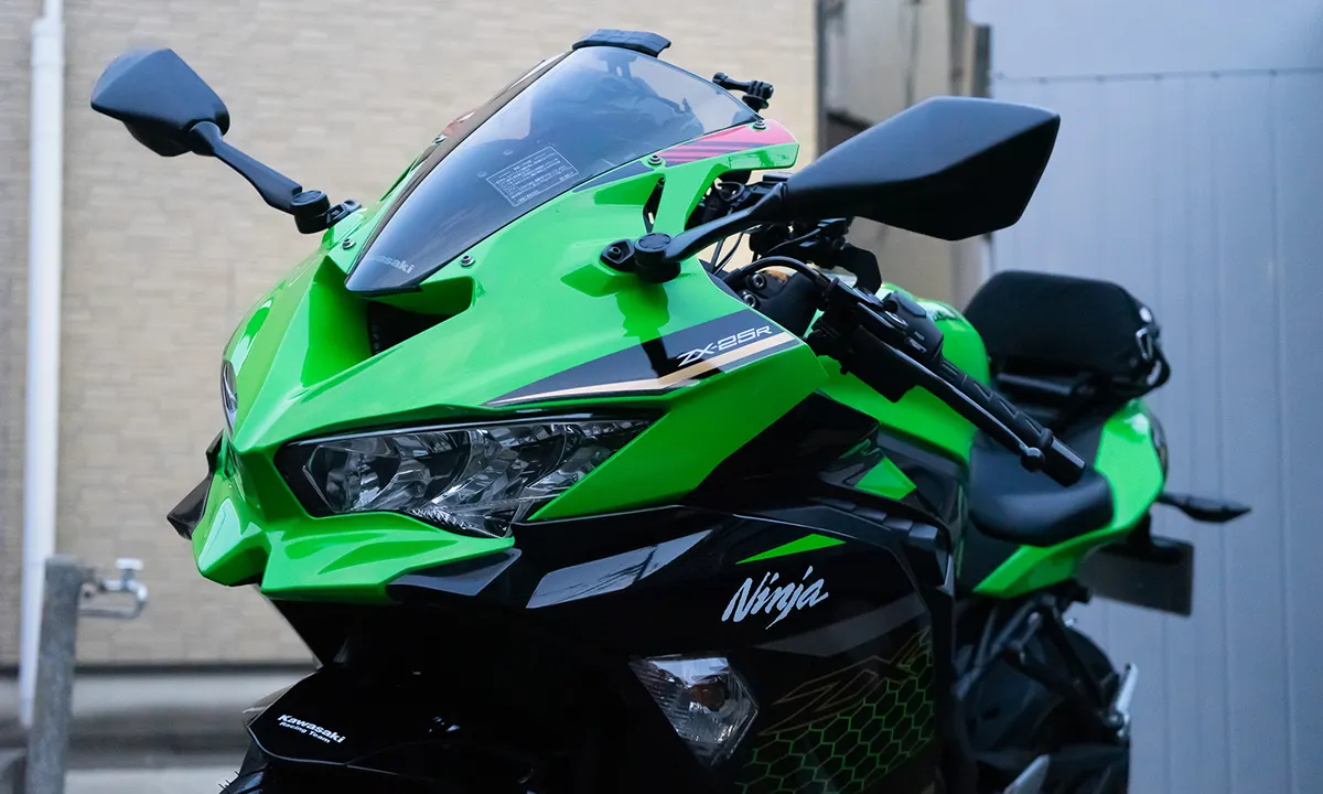 東京都江東区の豊洲でNinja ZX-25Rをレンタルする | Motobase(モトベース)