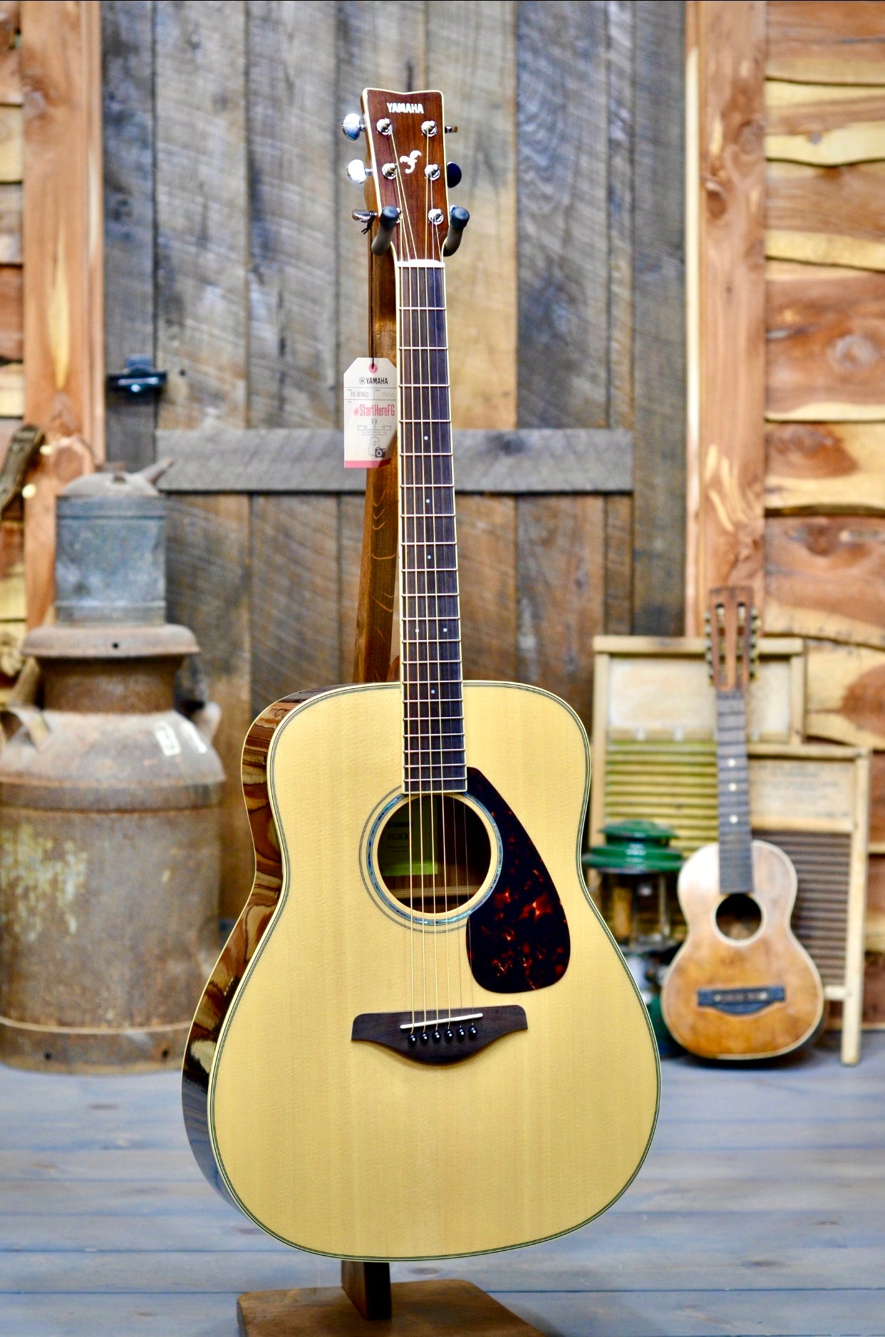 Yamaha FG830 Dreadnought Acoustic Guitar - Natural - Banjo Ben's