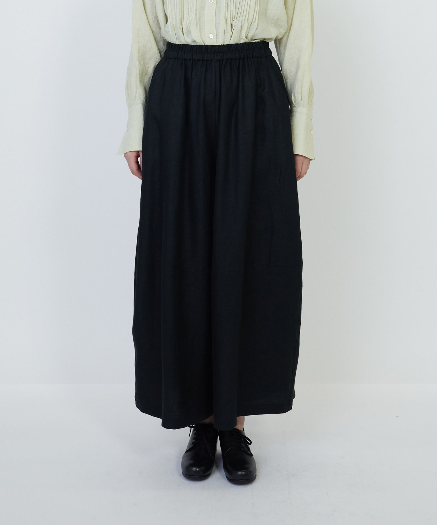 2BUY10%OFF｜リネンツイルボトルシルエットパンツ｜BIGI online store