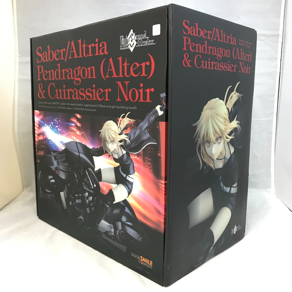 セイバー/アルトリア・ペンドラゴン[オルタ]&キュイラッシェ・ノワール