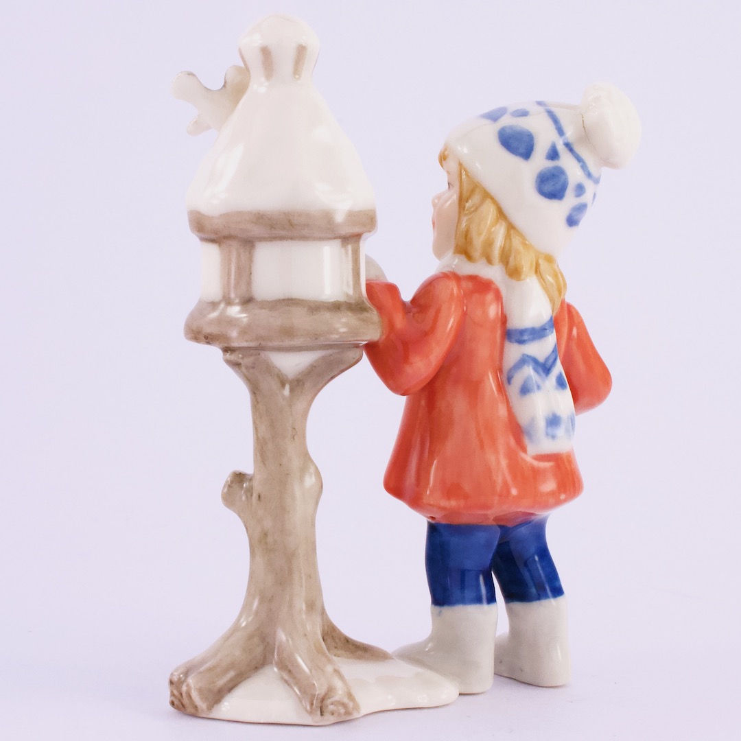 ロイヤルコペンハーゲン 民族衣装 フィギュリン フュン島の少女