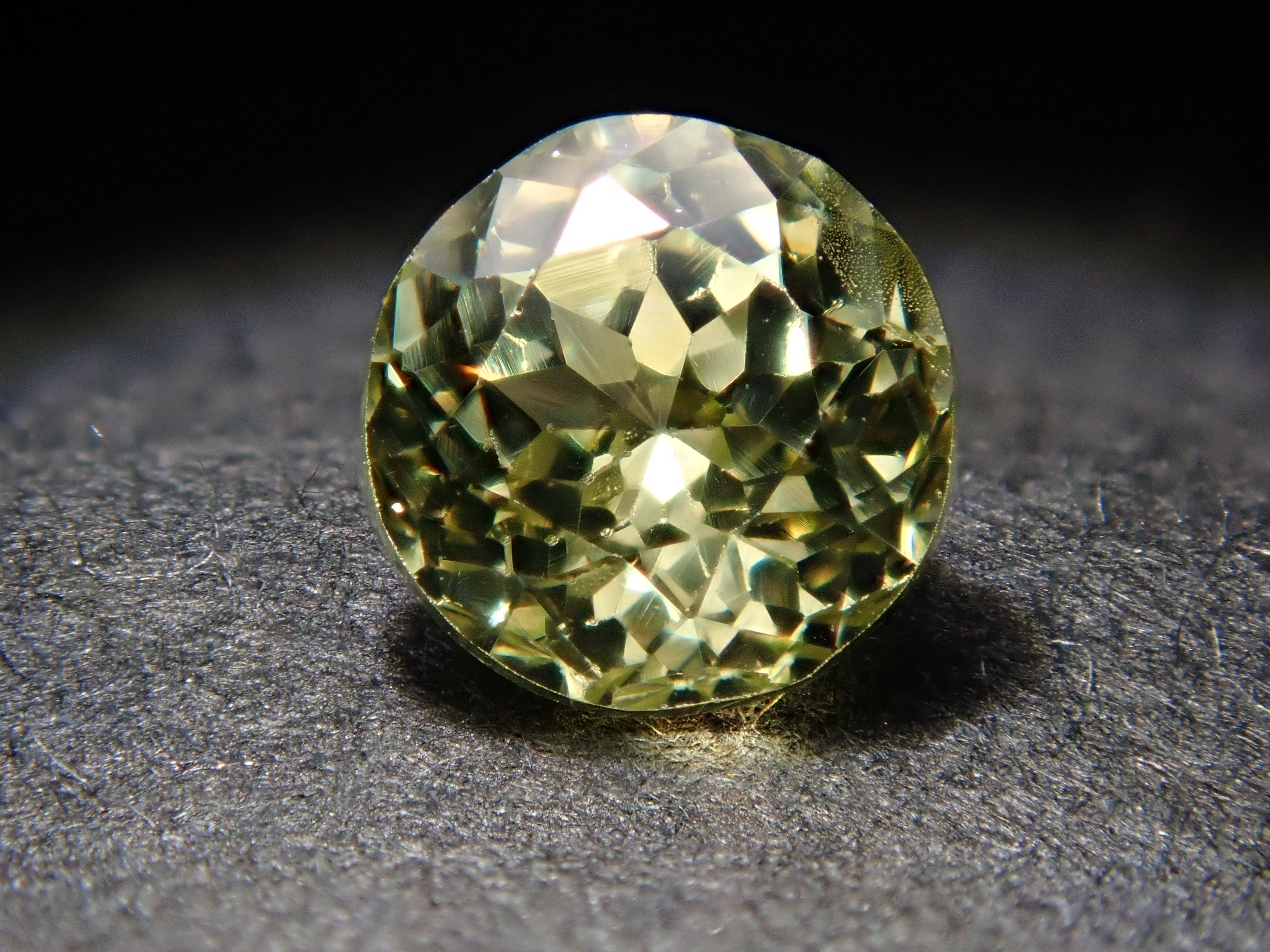 マリ共和国産マリガーネット（グロッシュラー/アンドラダイト