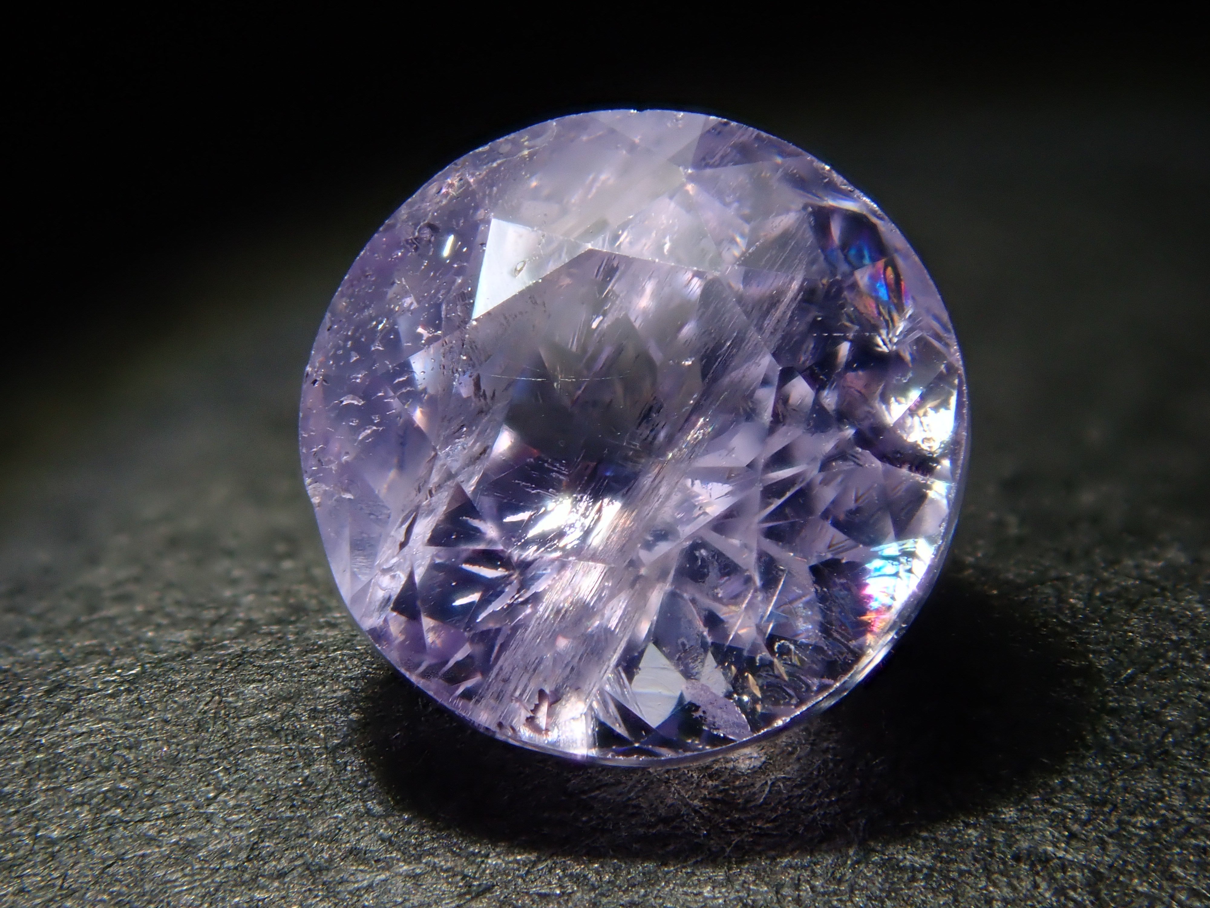 パープルアパタイト 0.822ctルース