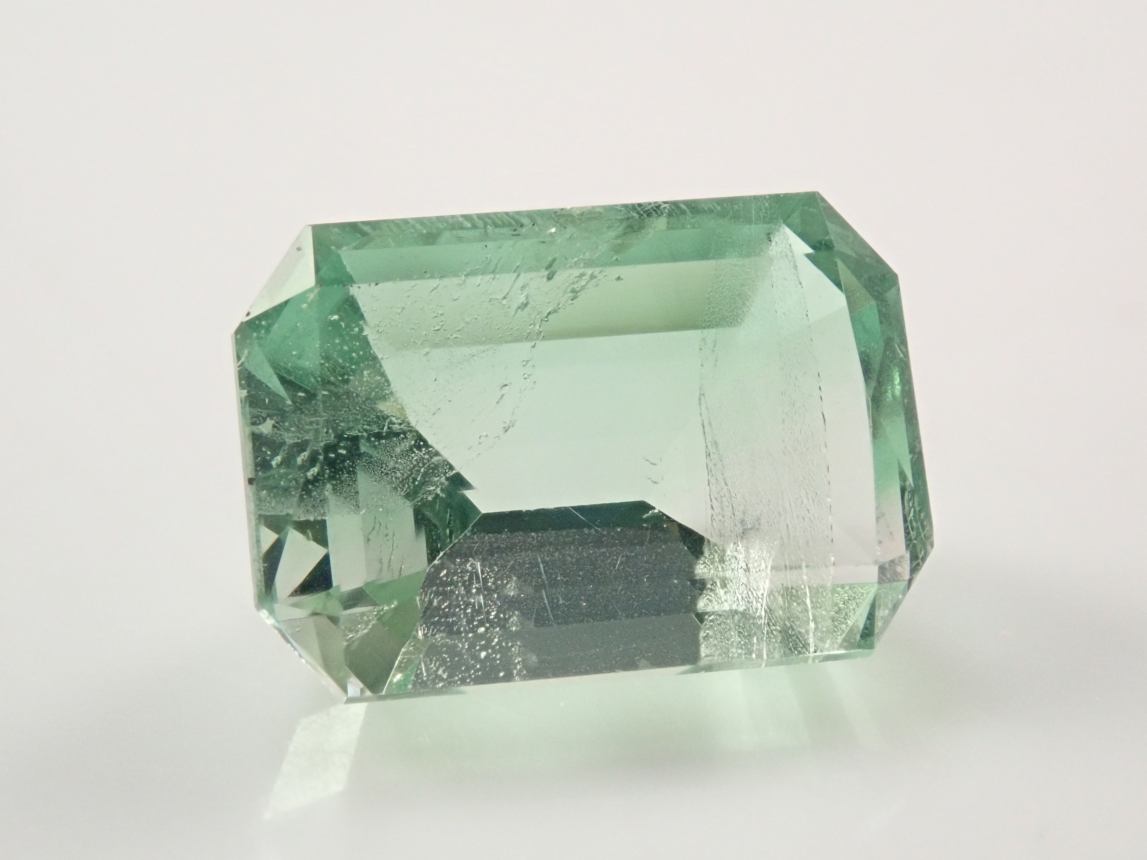 コロンビア産フローライト 5.903ctルース