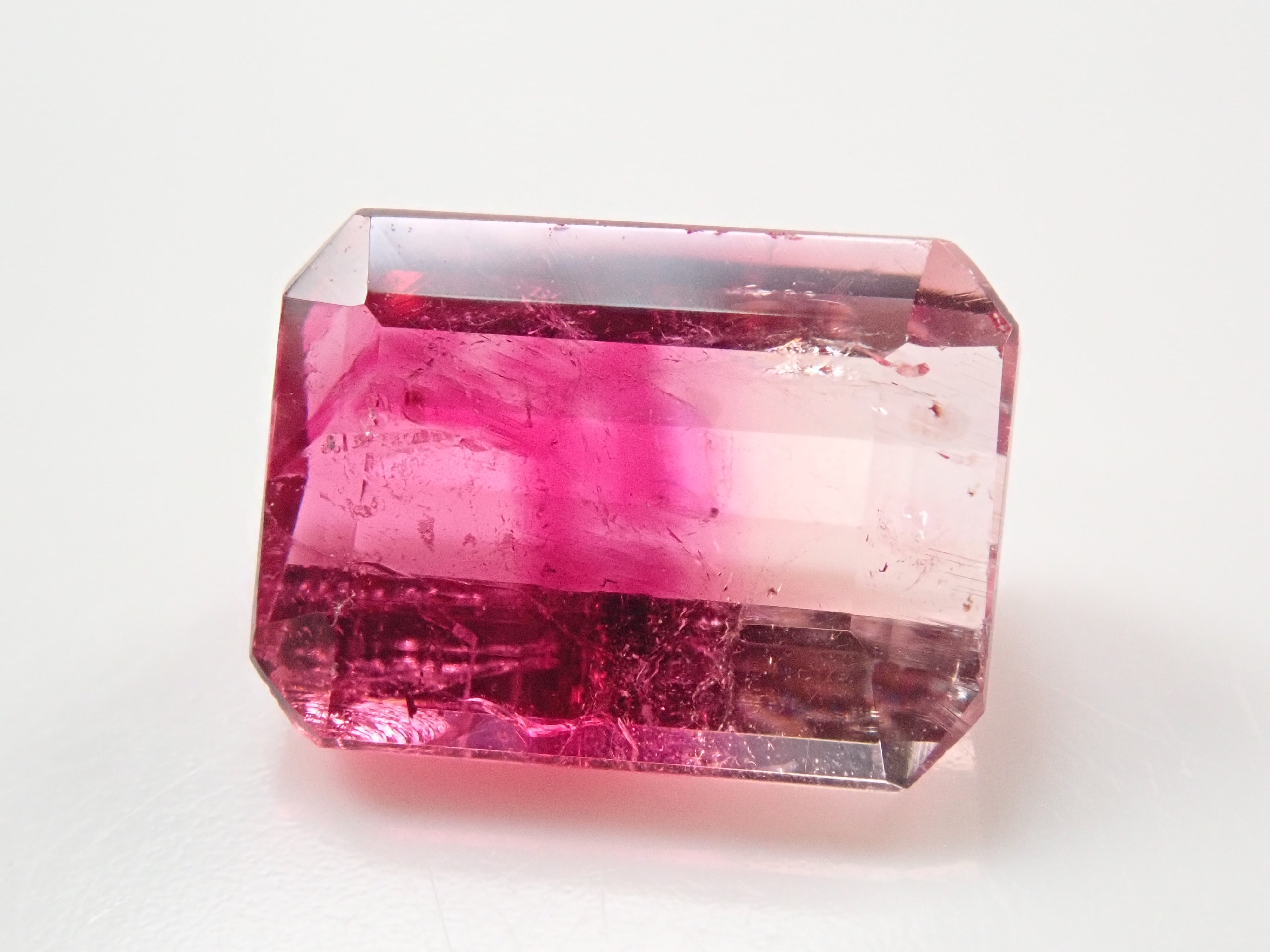 アフガニスタン産バイカラートルマリン（通称名：バイカラールベライト