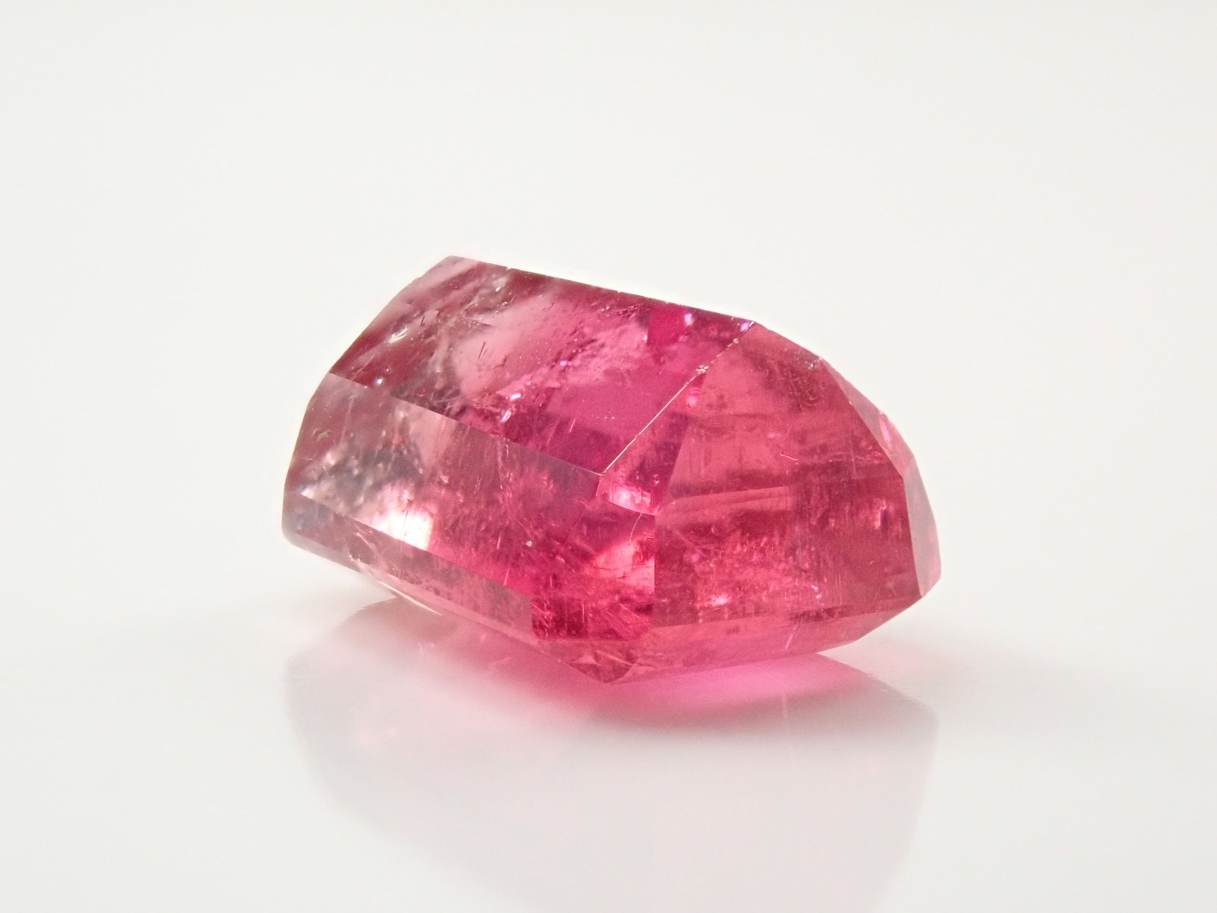 アフガニスタン産バイカラートルマリン（通称名：バイカラールベライト