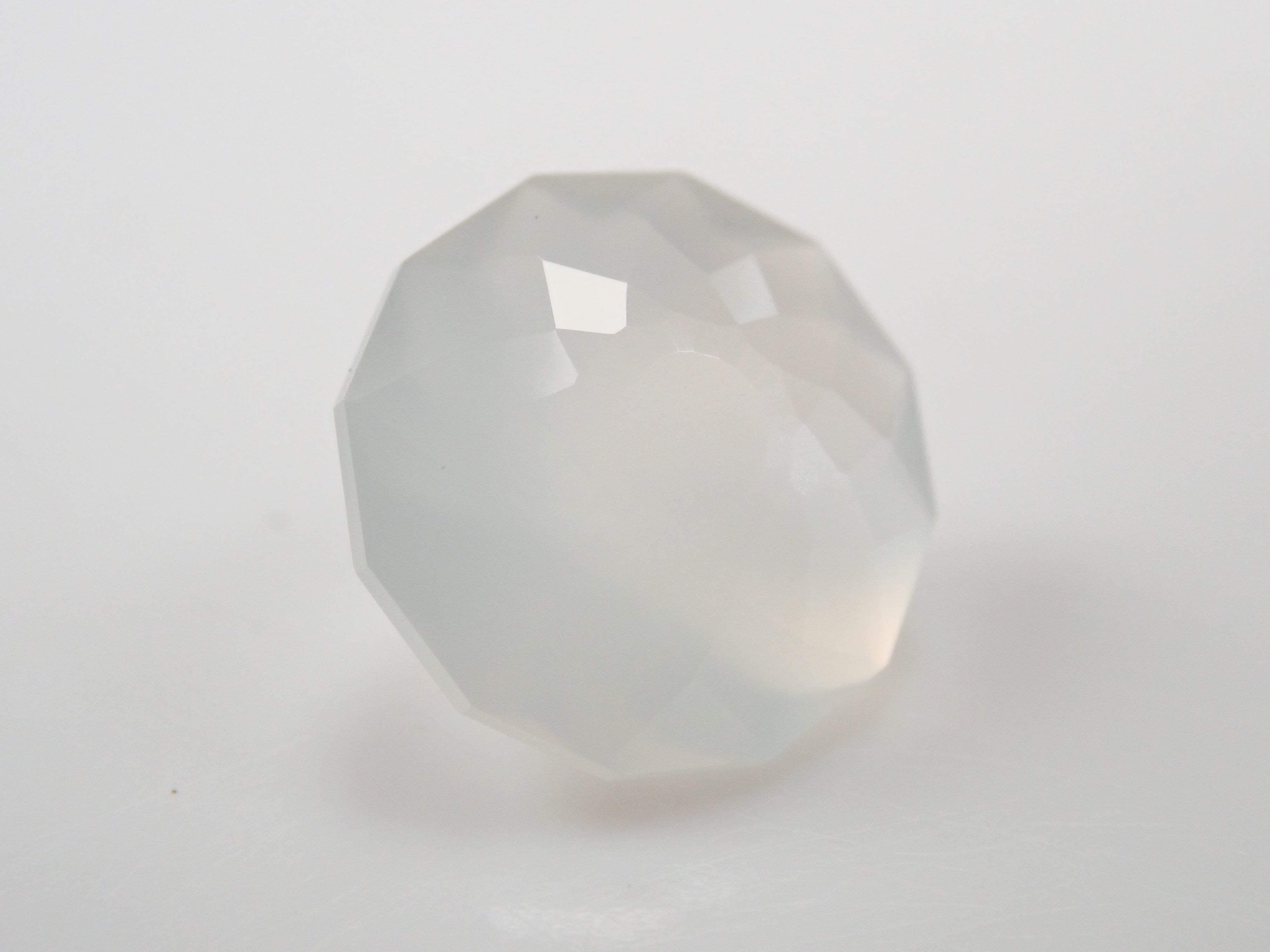 マレーシアすきさま専用 宝石ルース 希少な天然ムーンストーン1.31