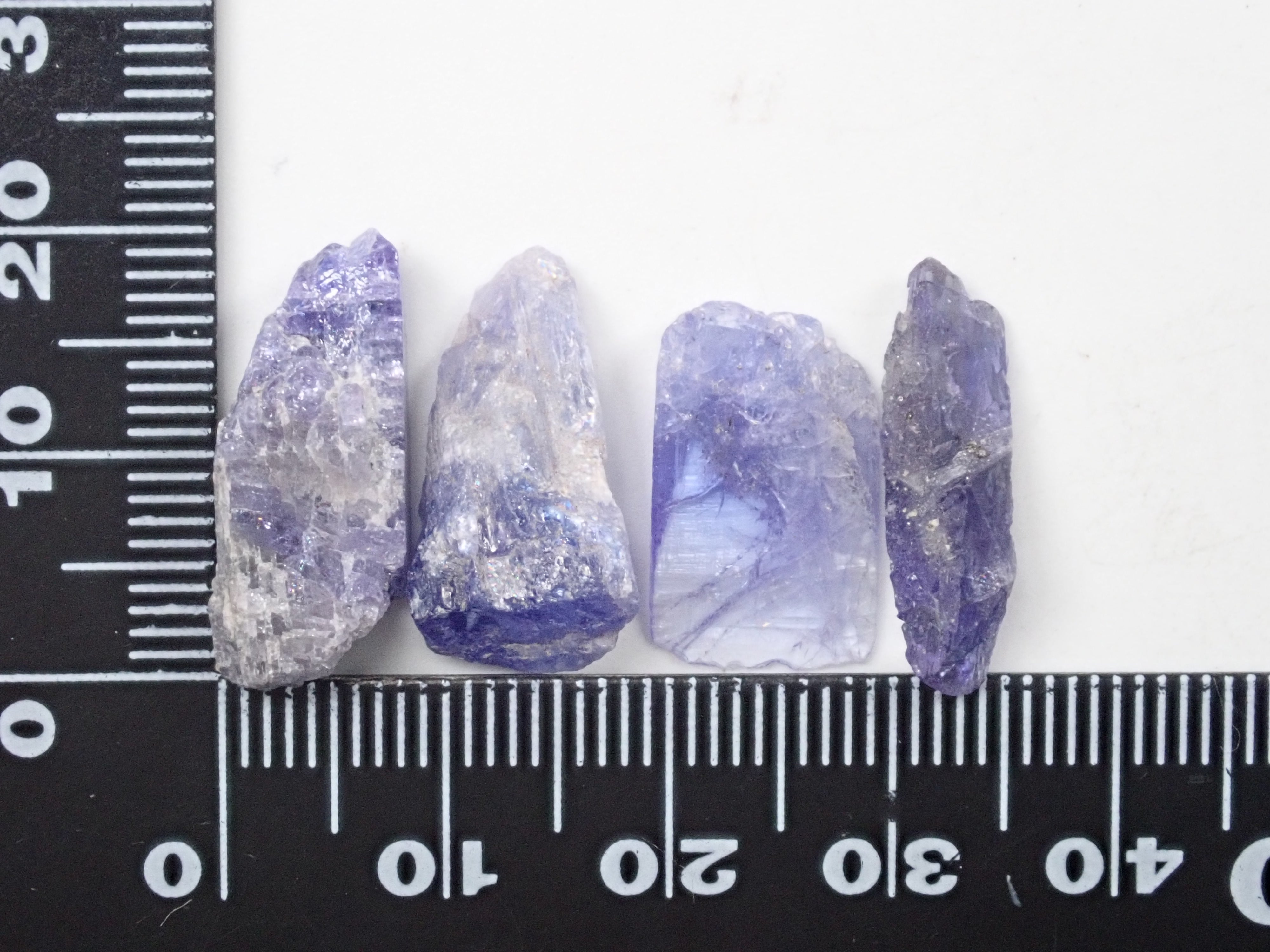 タンザナイト原石・ルース2石セット（シュガーローフカット）《複数