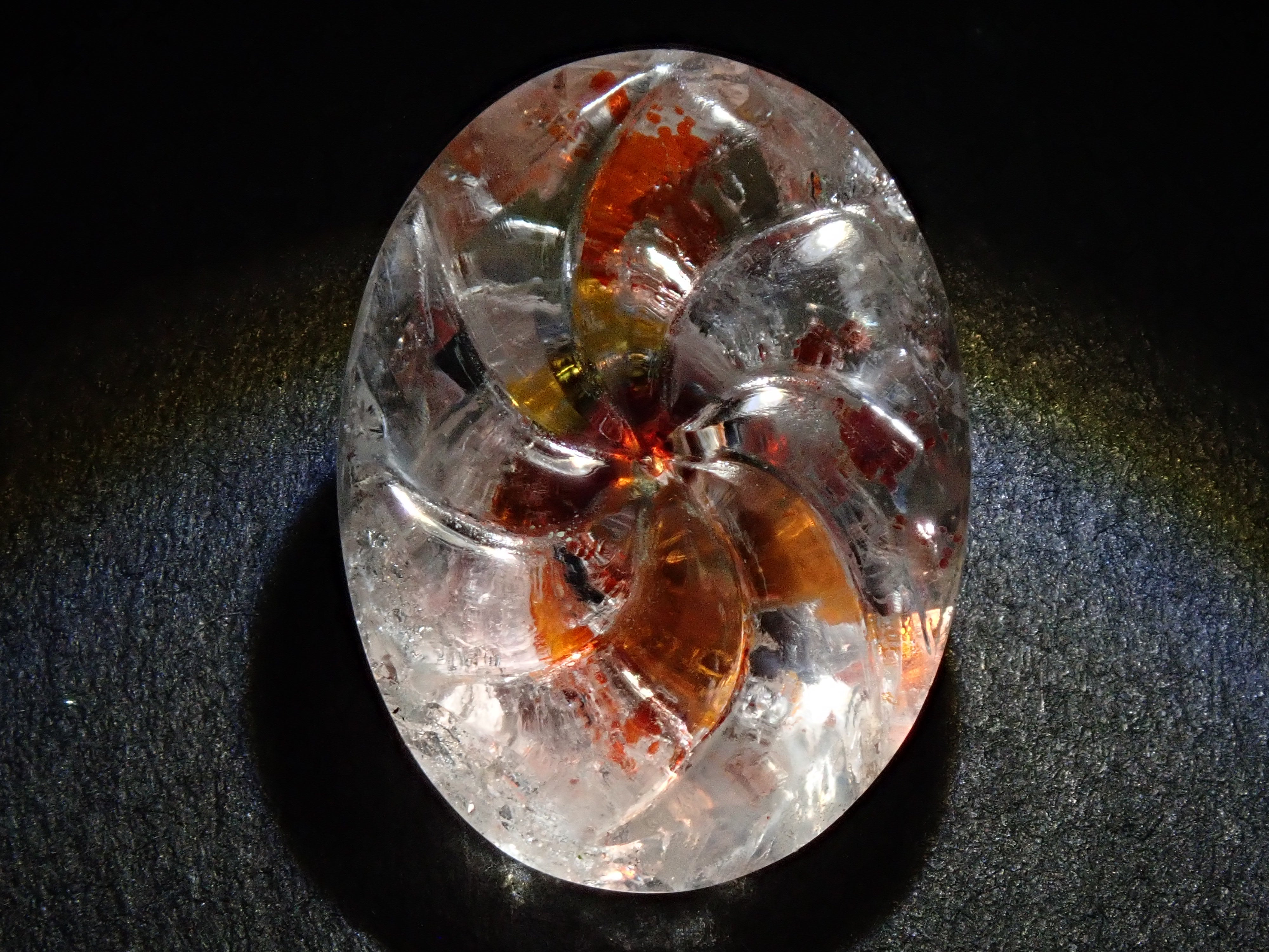 きらきら美しいオーロラクォーツ（ライモナイトインクォーツ）貔貅と丸