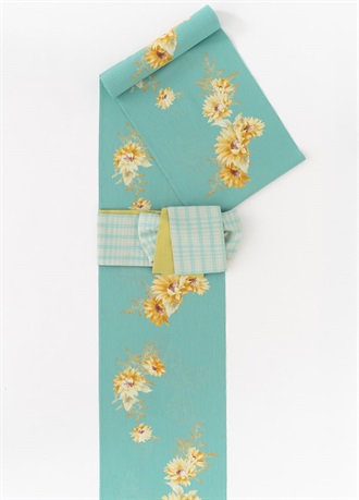 506z11, 503u32〇三松取扱い 花がぁる 色無地振袖 松竹梅〇美品 506z11