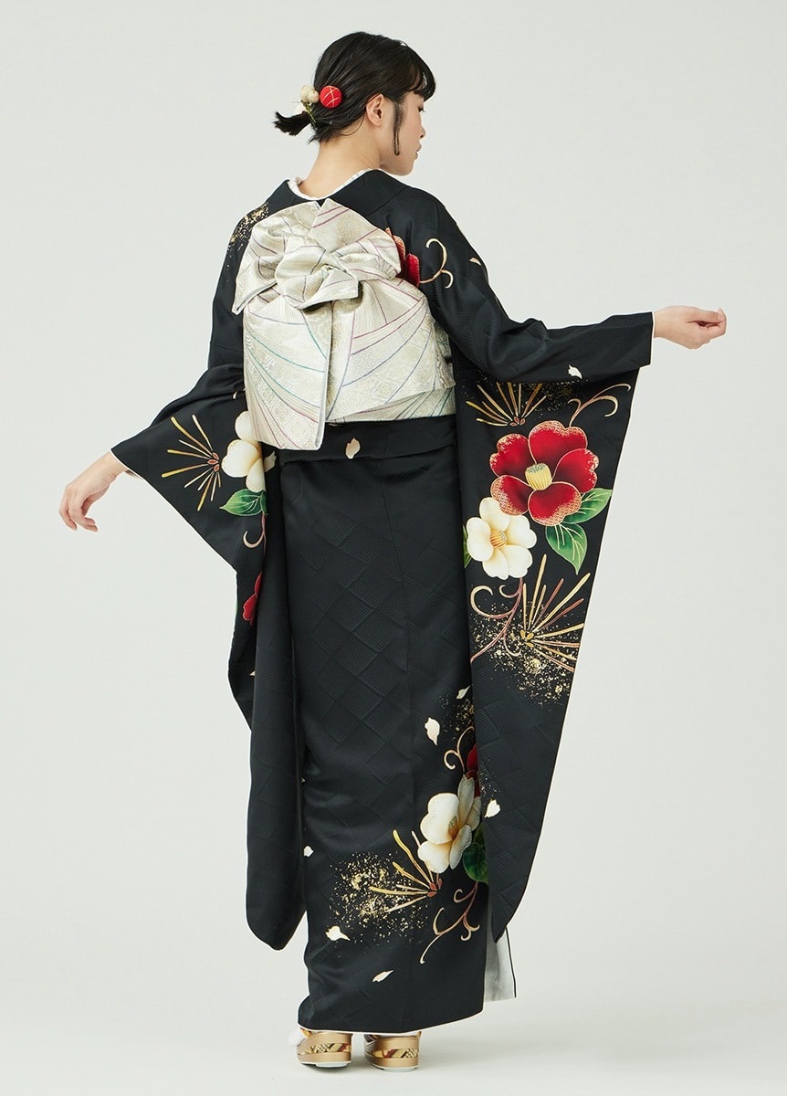 白地に黒 シックな椿や小花の振袖フルセット 白地 シック 振袖フル