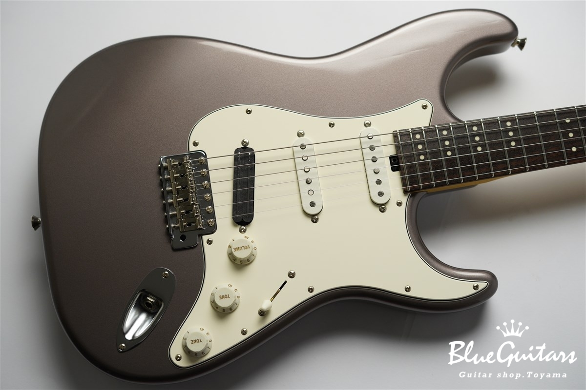 Three Dots Guitars ストラトモデル/Dolphine Gray Three Dots S model