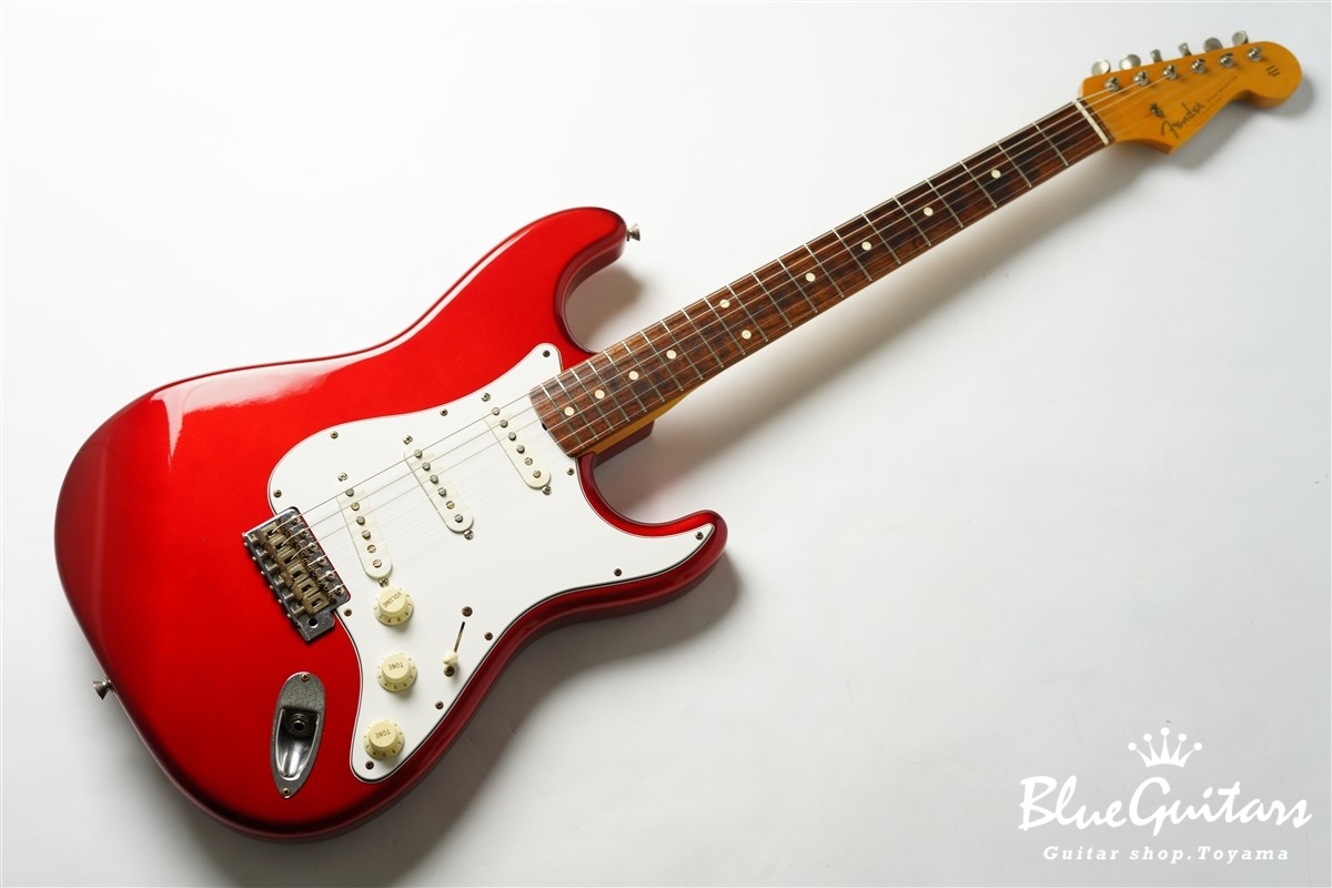 Fender JAPAN ST62-58US - Candy Apple Red | Blue Guitars Online Store