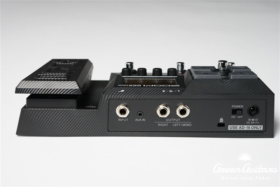 ZOOM G2X FOUR ギターエフェクター ほぼ未使用の美品 ZOOM G2 FOUR