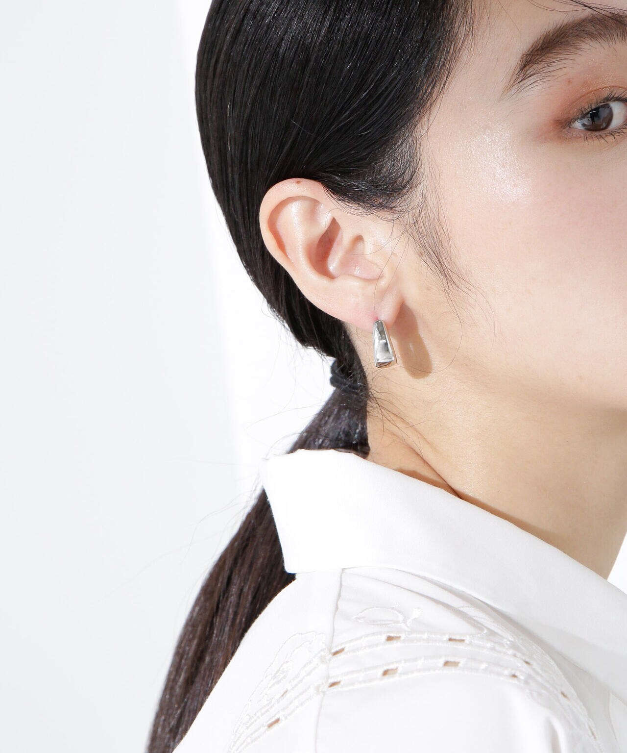 スクエア オーバル ピアス