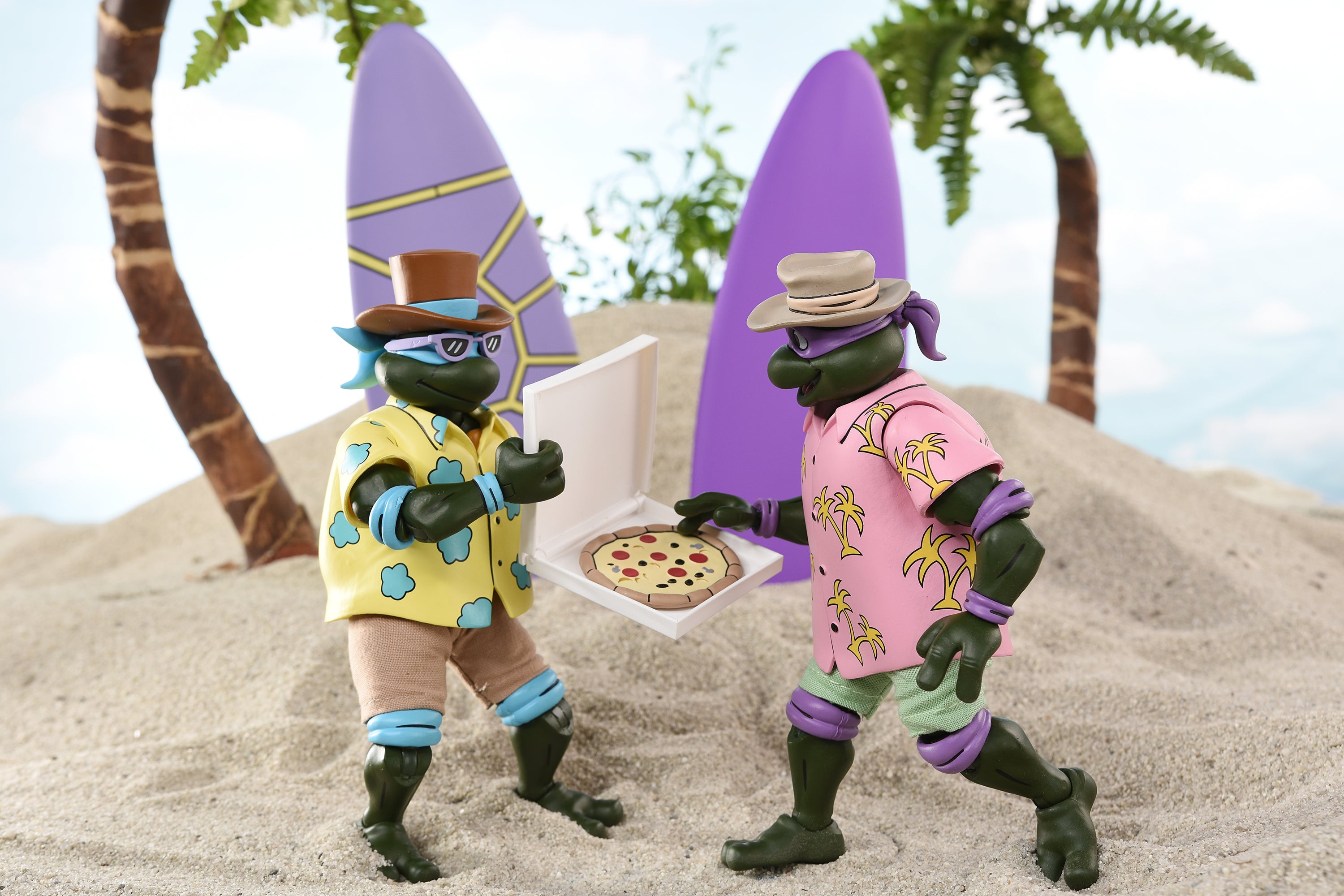NECAコミコン限定タートルズ-Beach Bros.4-Pack Teenage Mutant Ninja