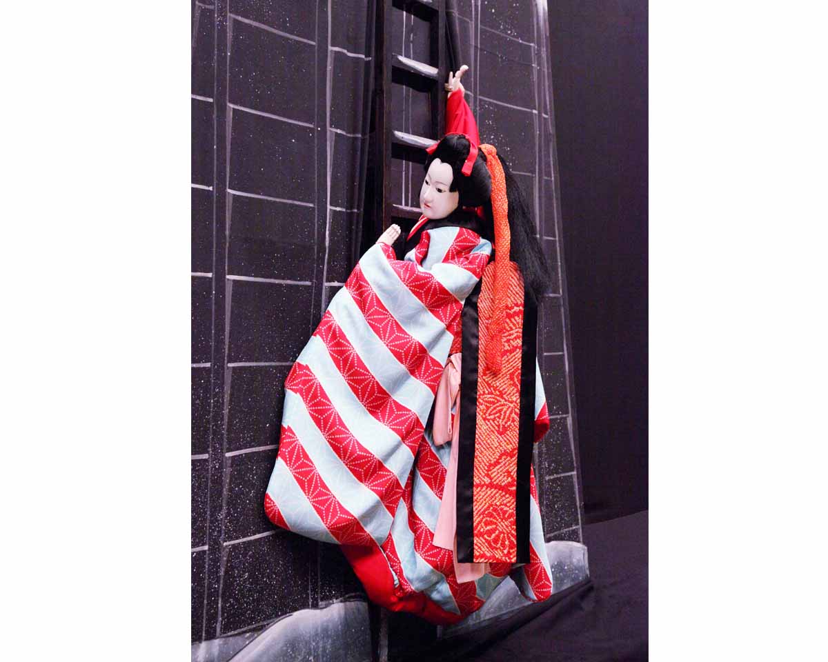 繊細な心理描写や、驚きのからくり。人々の心を掴む「浄瑠璃人形