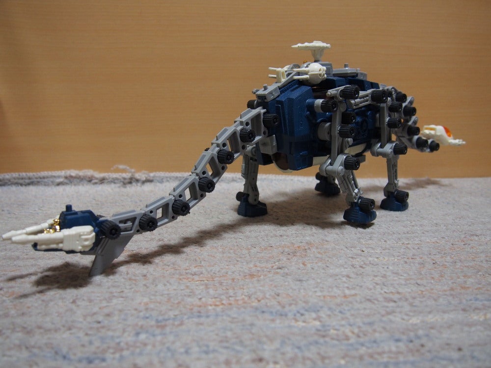 ゾイドその50 ビガザウロ / ZOIDS GIANT ZRK | tanishi a.k.a. 田螺の