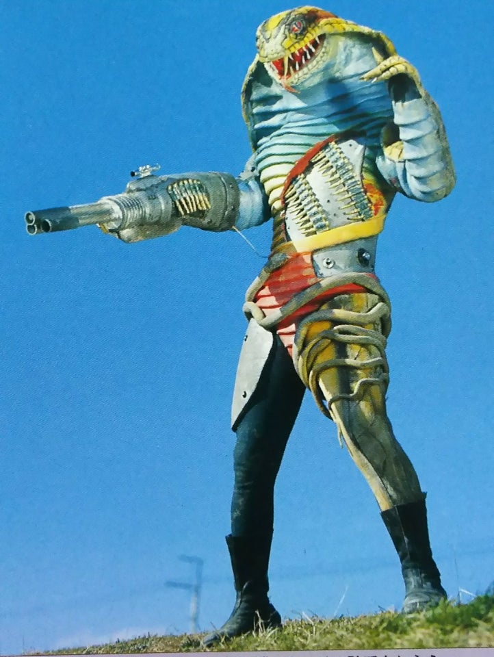 マシンガンスネーク (仮面ライダーV3) | 特撮しか食さない男のブログ