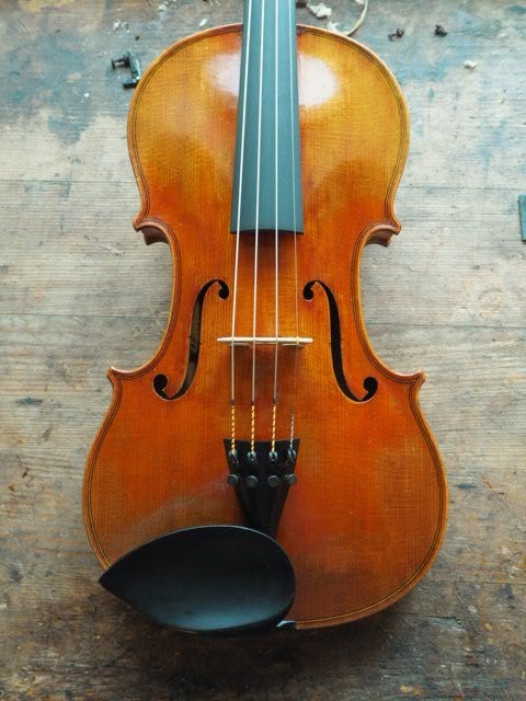 勤め先の改装とデルジェズのパフリング | ヴァイオリン技術者の弦楽器