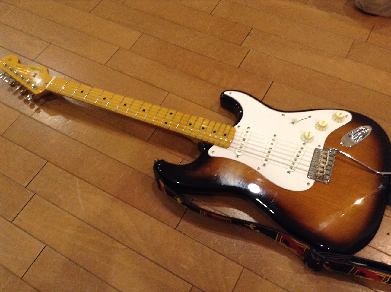 ストラトキャスター：FENDER JAPAN ST57-US | 何もかも中途半端で手遅れ