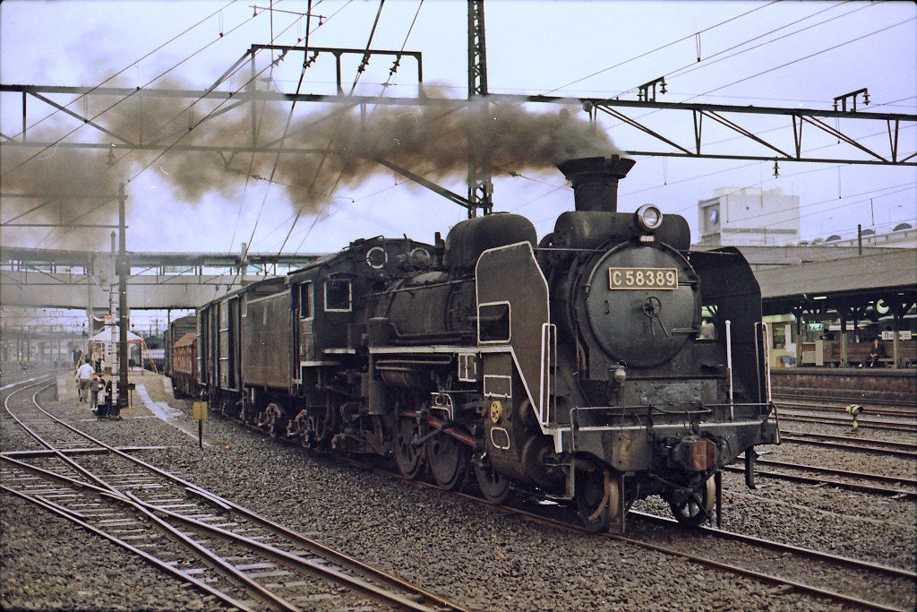 二俣線で蒸気機関車のさよなら運転を牽引したC58200のフロント