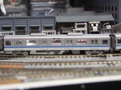 TOMIX】JR東西線 207系1000番台（旧色） | 日常と、鉄道模型の部屋・待避所