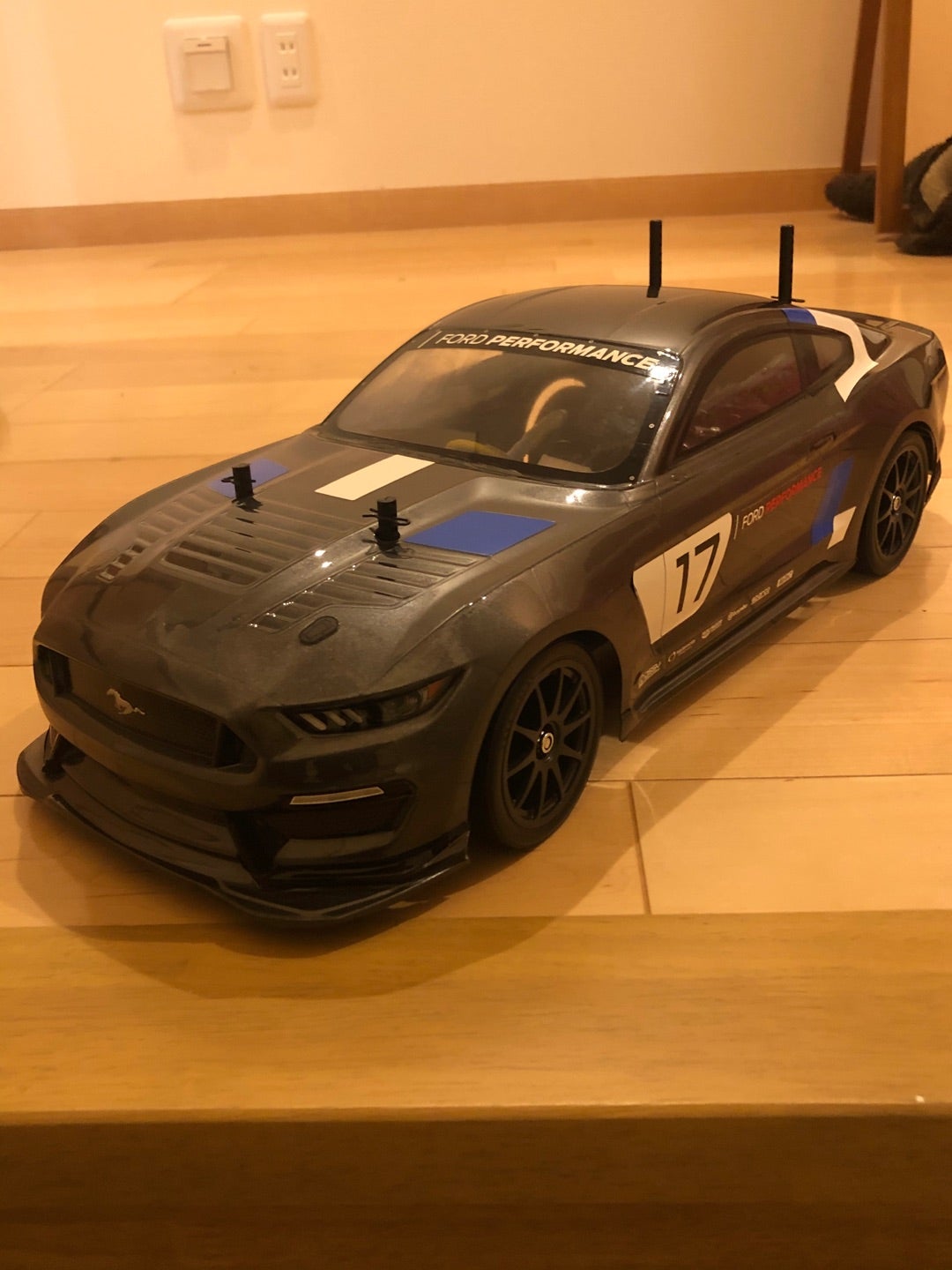 タミヤ TT-02 フォード マスタング GT4 完成 | 婿で肩身狭いけどプラモ