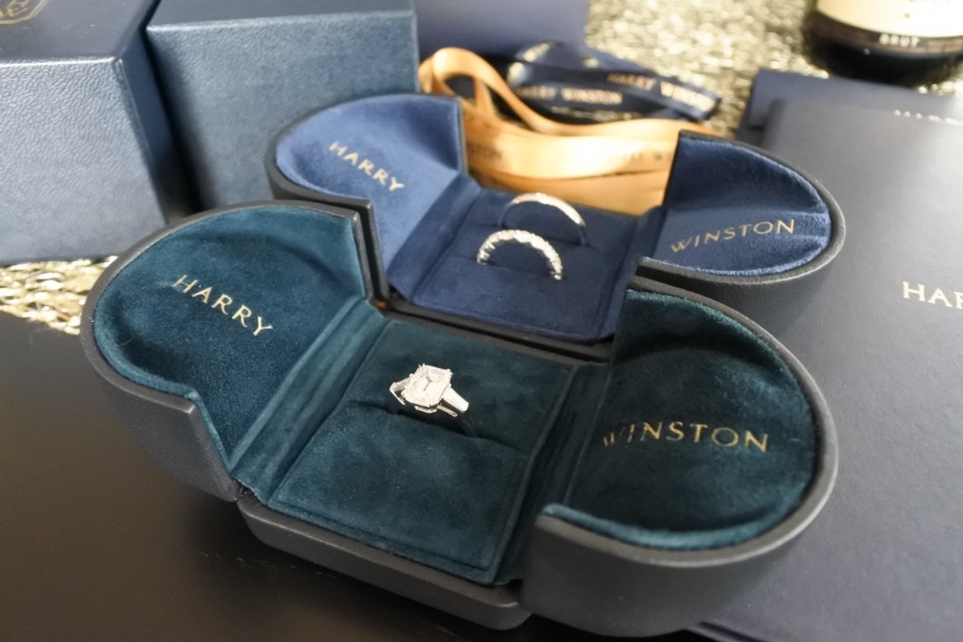 HARRY WINSTON ジュエリーボックス ネイビー ペアリングケース箱