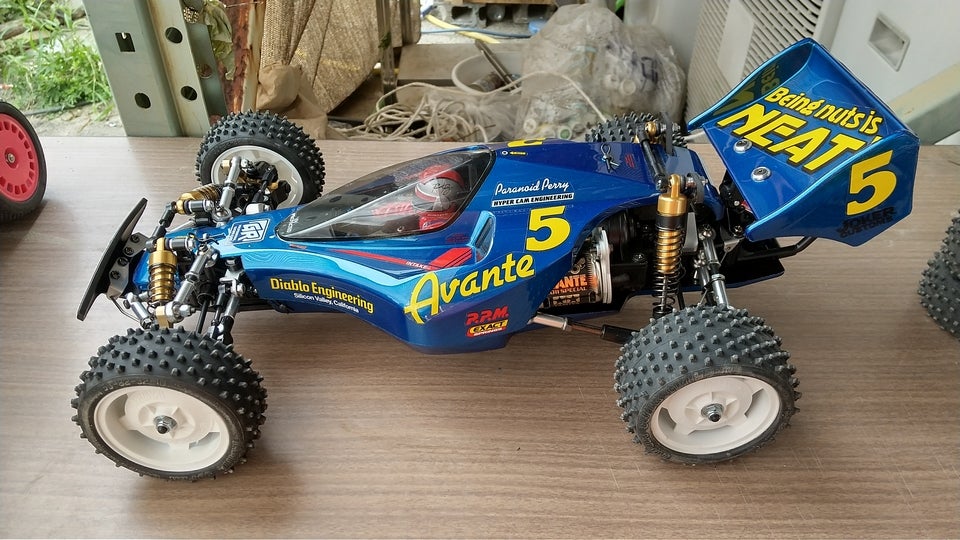 タミヤ アバンテ2011 程度悪い タミヤ アバンテ2011 程度悪い タミヤ