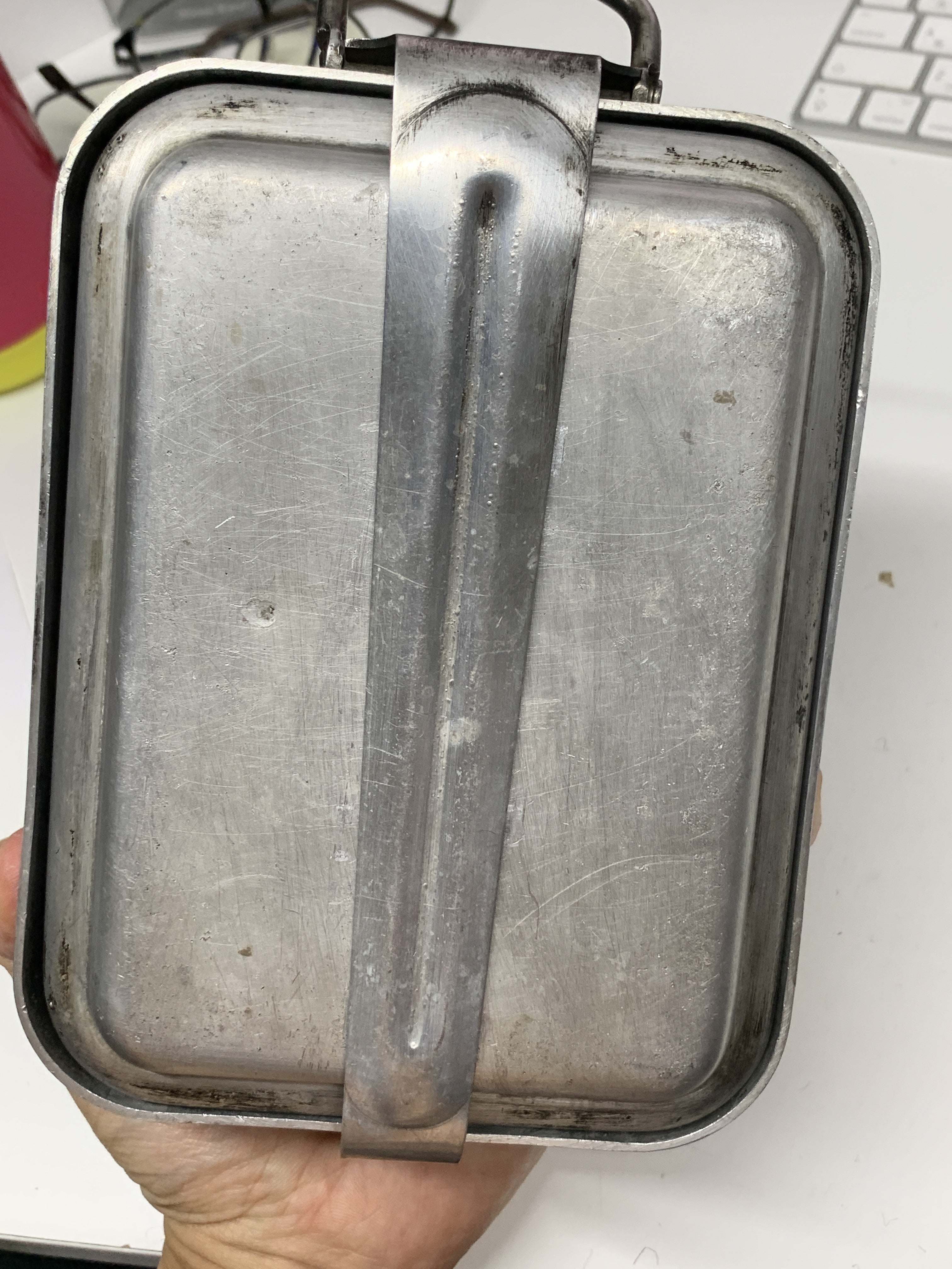 フランス軍 M52メスキット | てぃんくんのキャンプ日記