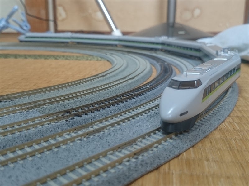 祝！ TOMIX JR 100系山陽新幹線（フレッシュグリーン） 入線！ | キハ