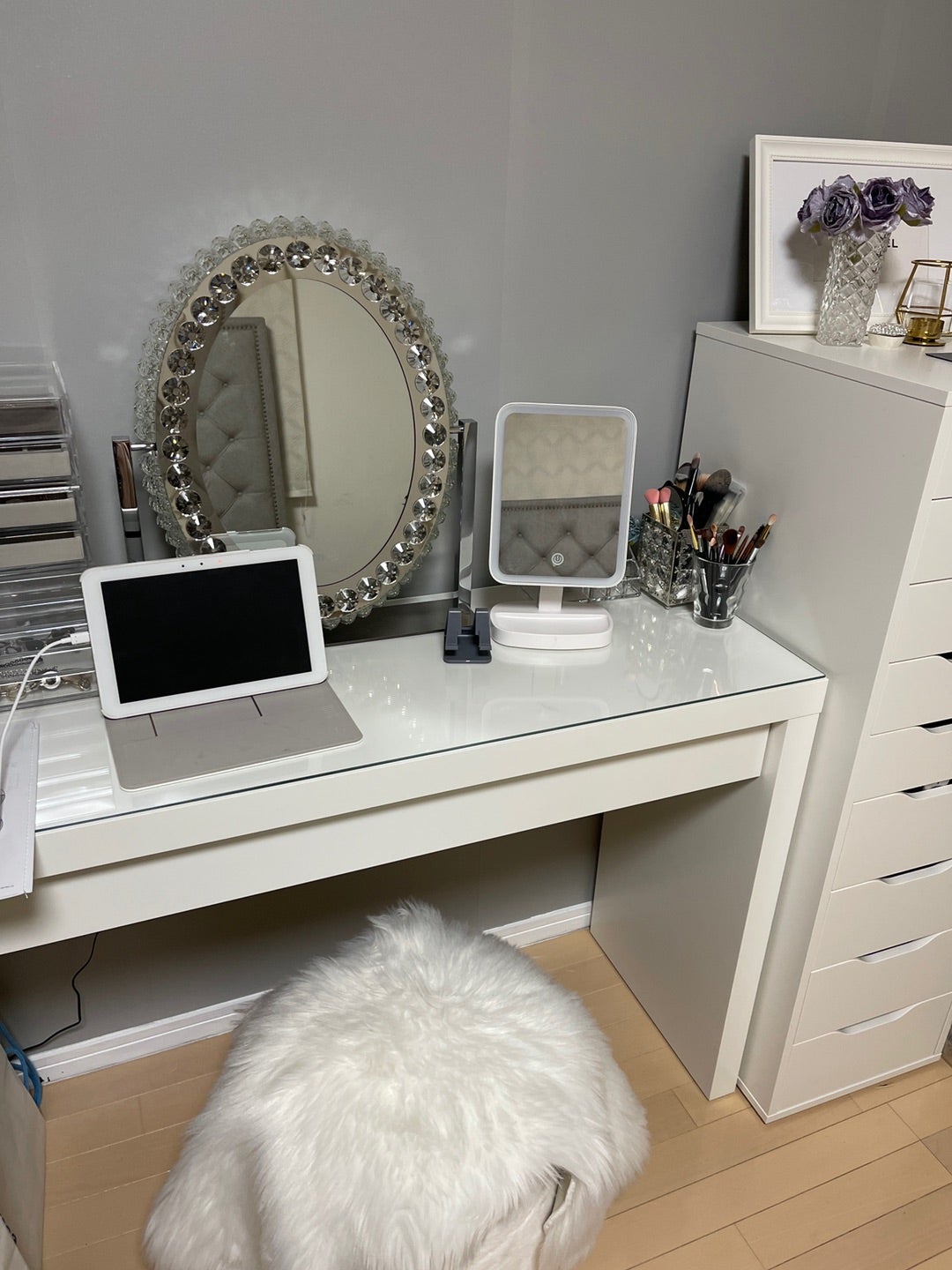 ドレッサーやら家具組み立て、ついでにコスメ収納紹介 | 部屋キレイに