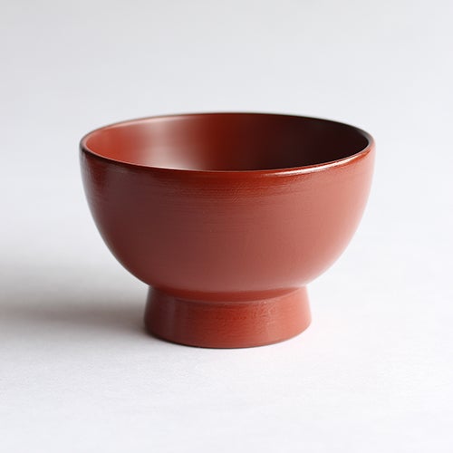 赤木明登さん』の入れ子のお椀『三つ椀・大・赤』のご紹介です