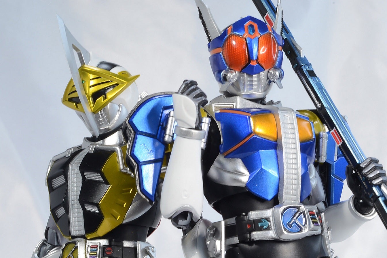 S.H.Figuarts 仮面ライダー電王 ロッドフォーム／アックスフォーム