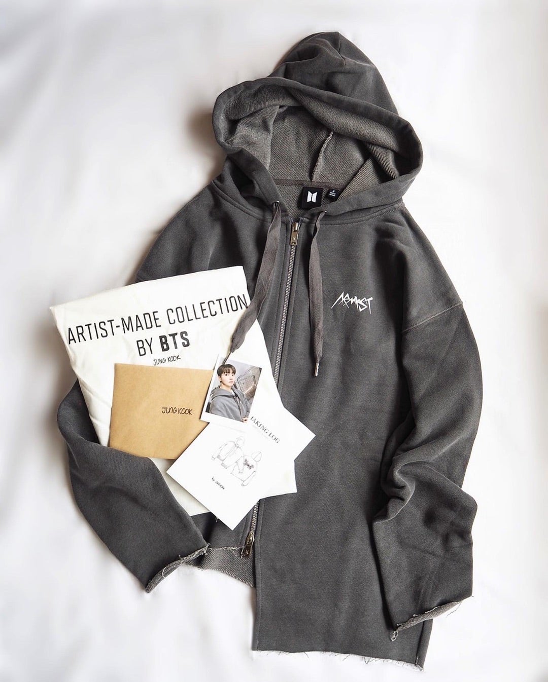 BTS JUNG KOOK 売れ筋 ジョングク アーティストメイド フーディー L