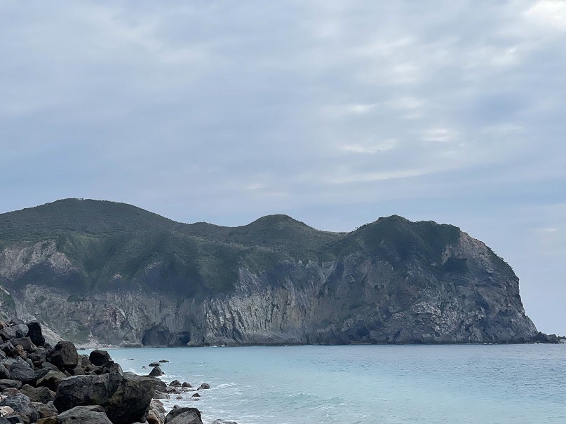 黒曜石とりに神津島へ旧石器時代の景色油彩真作画F4清々しい汚染のない海