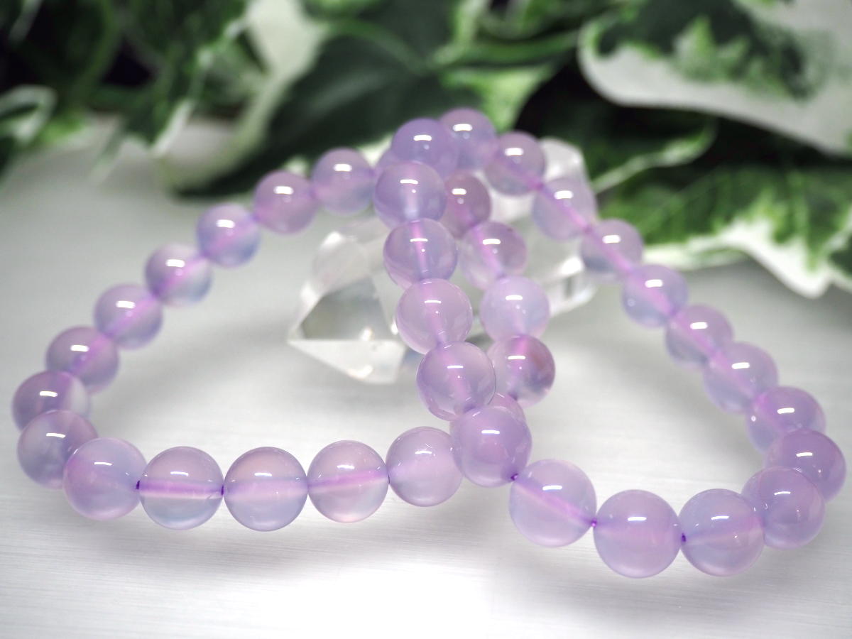 ストレスを取り除き優しさと安らぎを与えるパープルカルセドニー