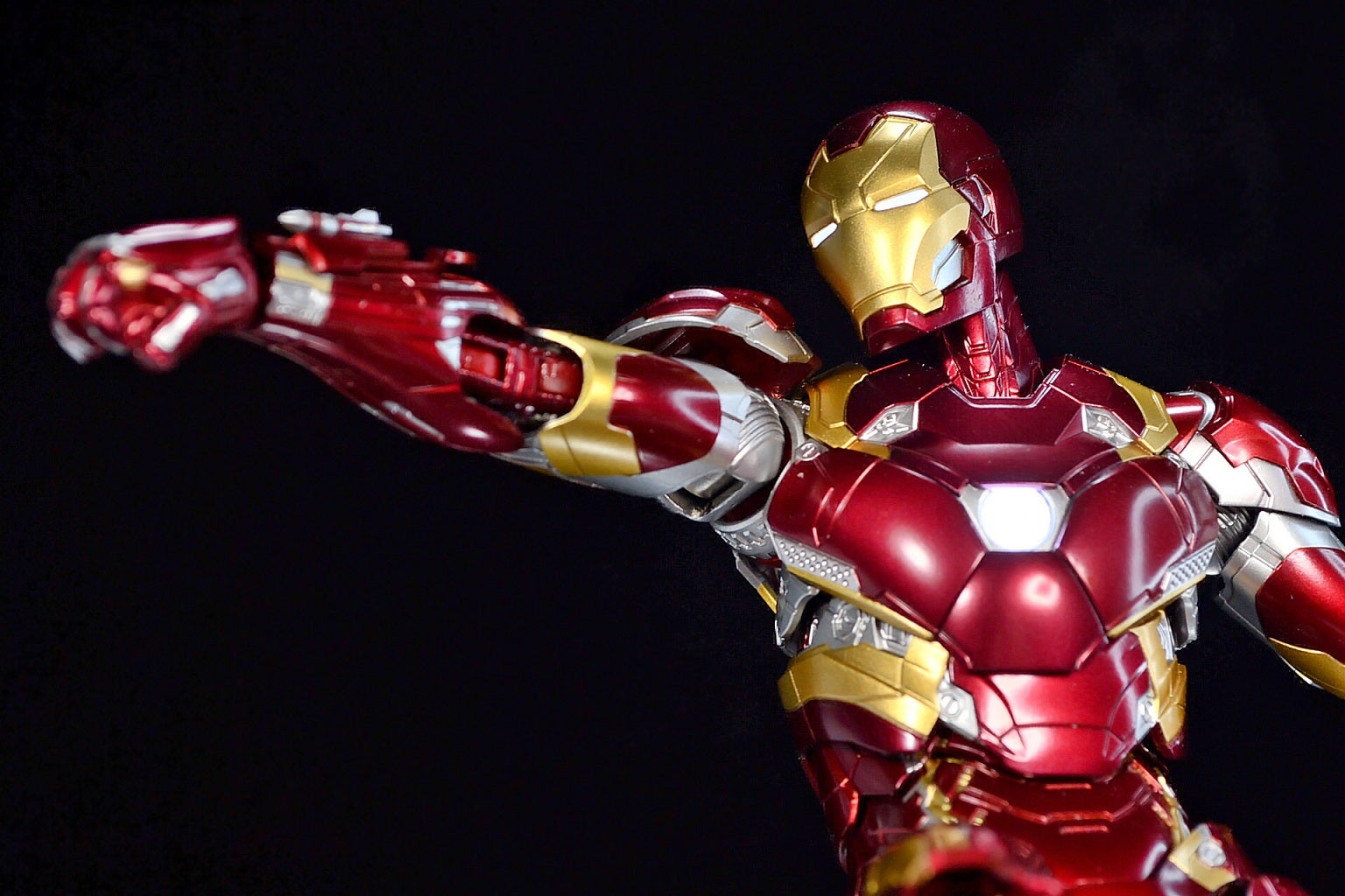 アイアンマン マーク46 1/12 DLX レビュー | @in's Hobby Room