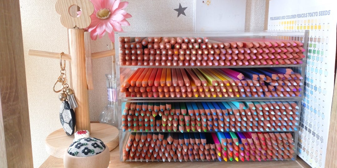 色鉛筆セット（500色）木製収納ラックに入れて フェリシモ 500色