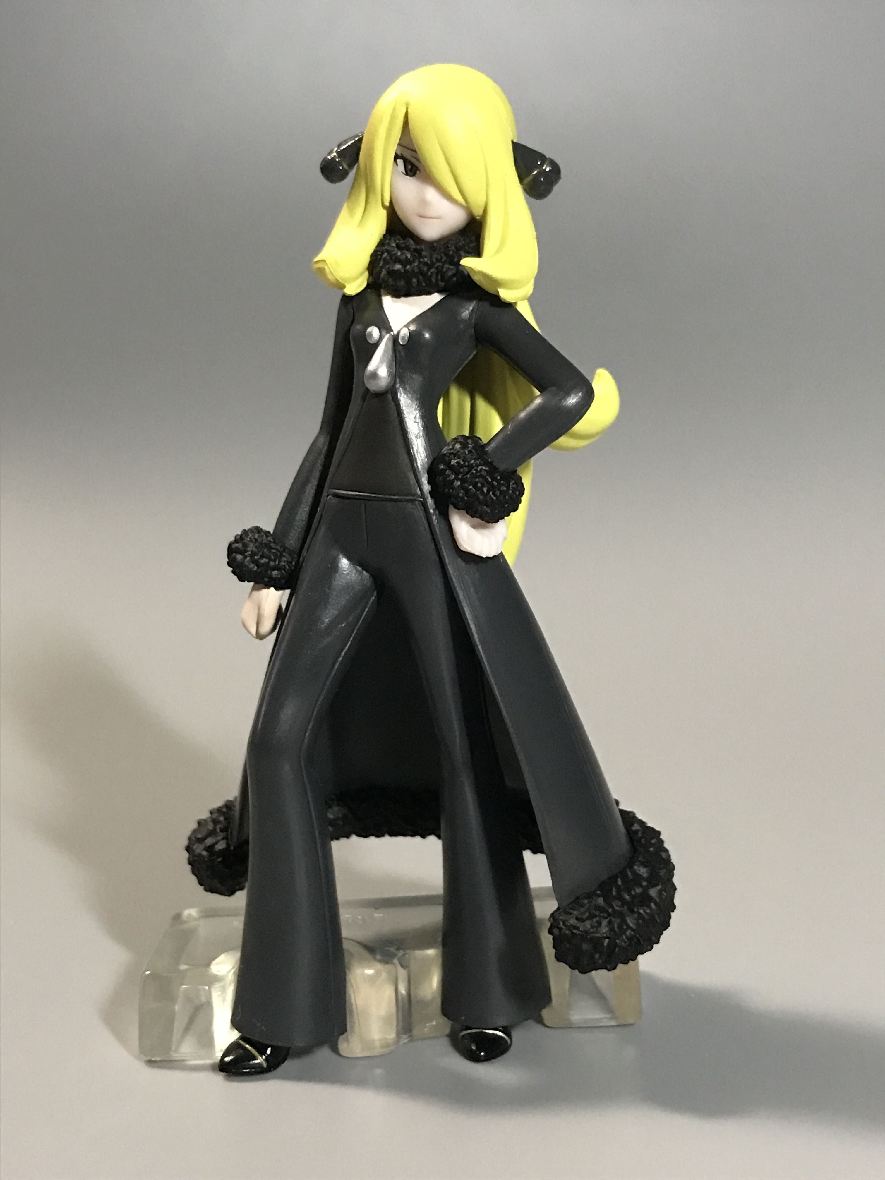 ポケモン スケールワールド シロナ&ガブリアス フィギュア Amazon.co