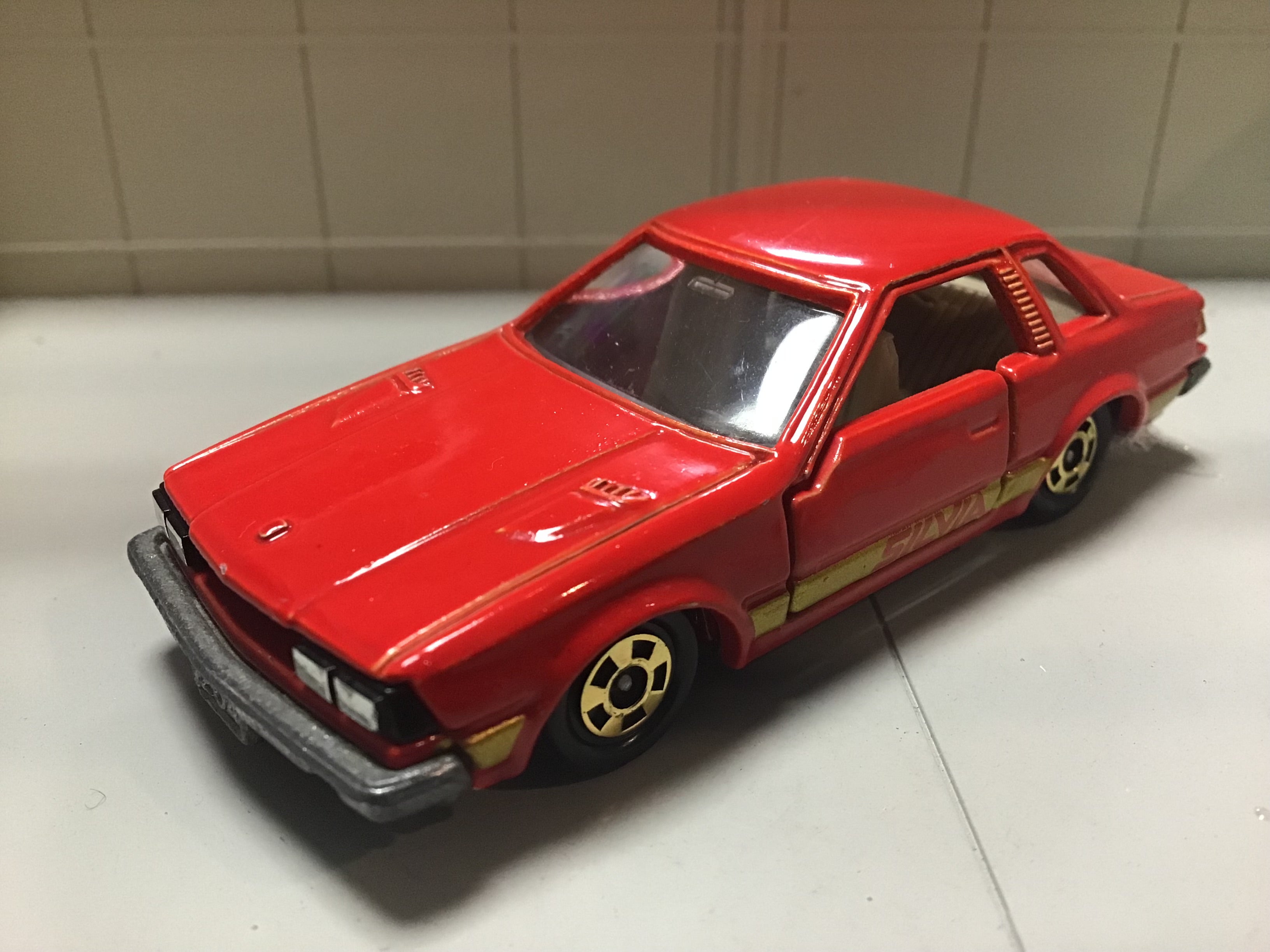 黒箱トミカNo.6-3日本製 日産シルビア2000ZSE-X | やなしゃんのトミカ