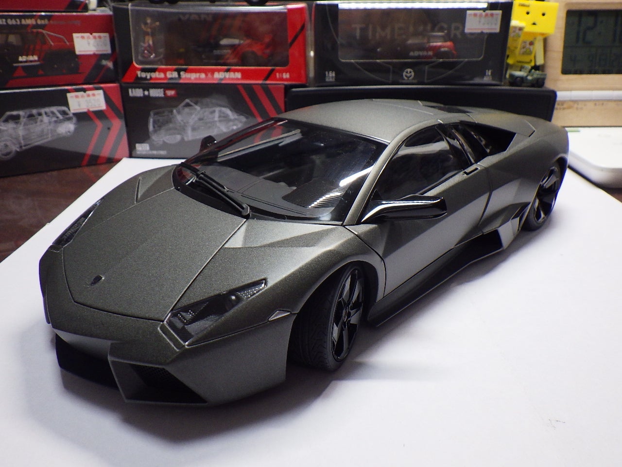 Autoart 1/18 Lambo reventon 中古 Autoart 1/18 Lambo reventon 中古