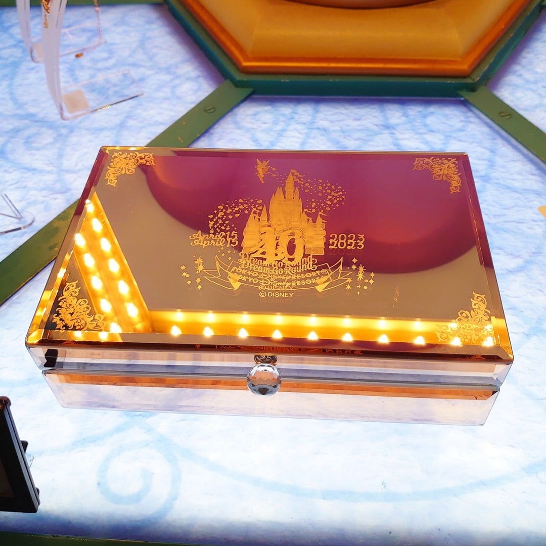 40周年の記念に！東京ディズニーリゾート ガラス製品店の限定